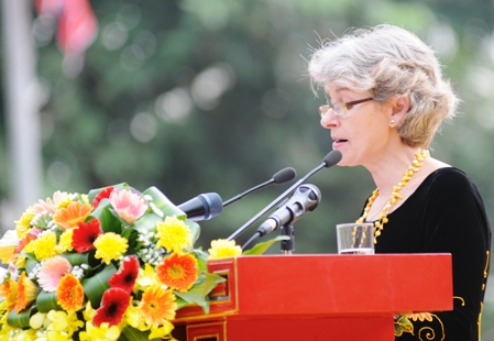 bà Irina Bokova, Tổng giám đốc UNESCO